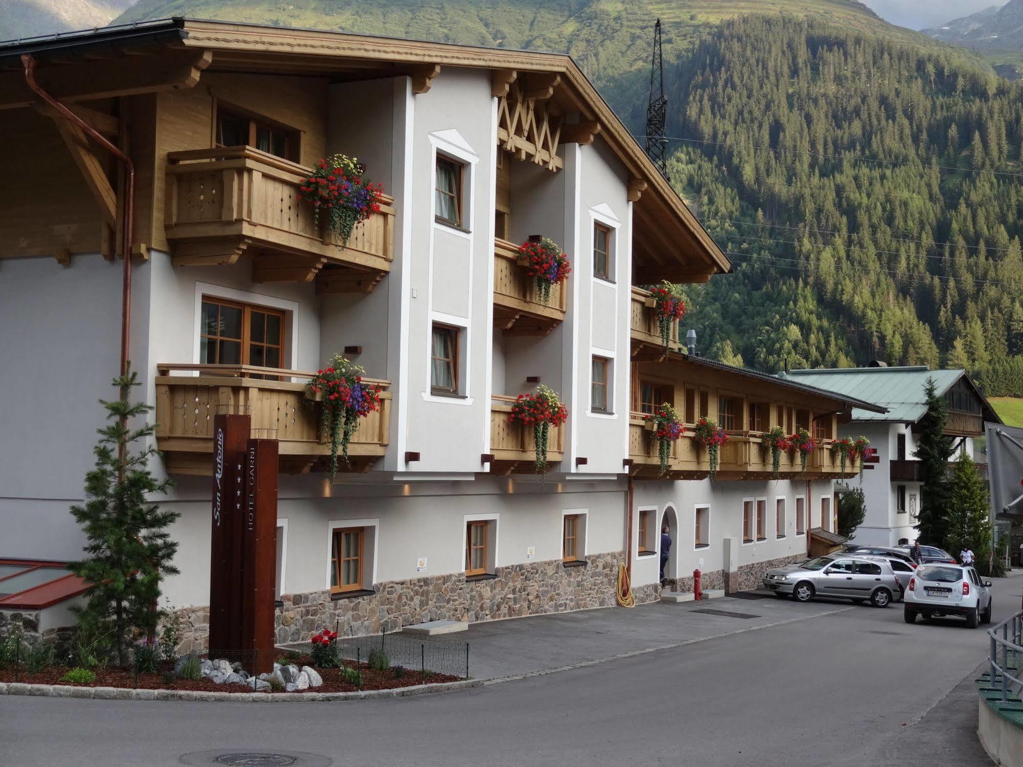 Apart Hotel San Antonio Sankt Anton am Arlberg Esterno foto